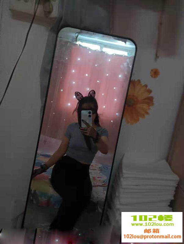 210835j6n19a5t1tn2nrp1.jpeg